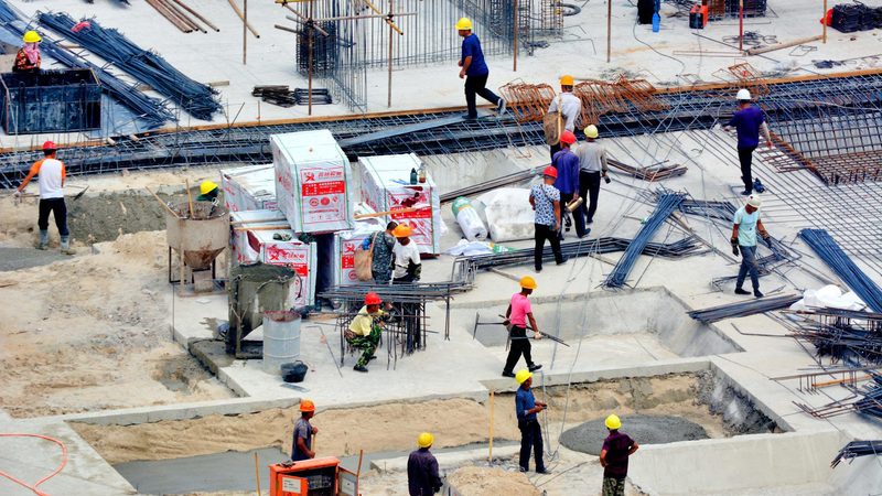 建筑劳务工人意外险：了解其费用与保障，为安全护航